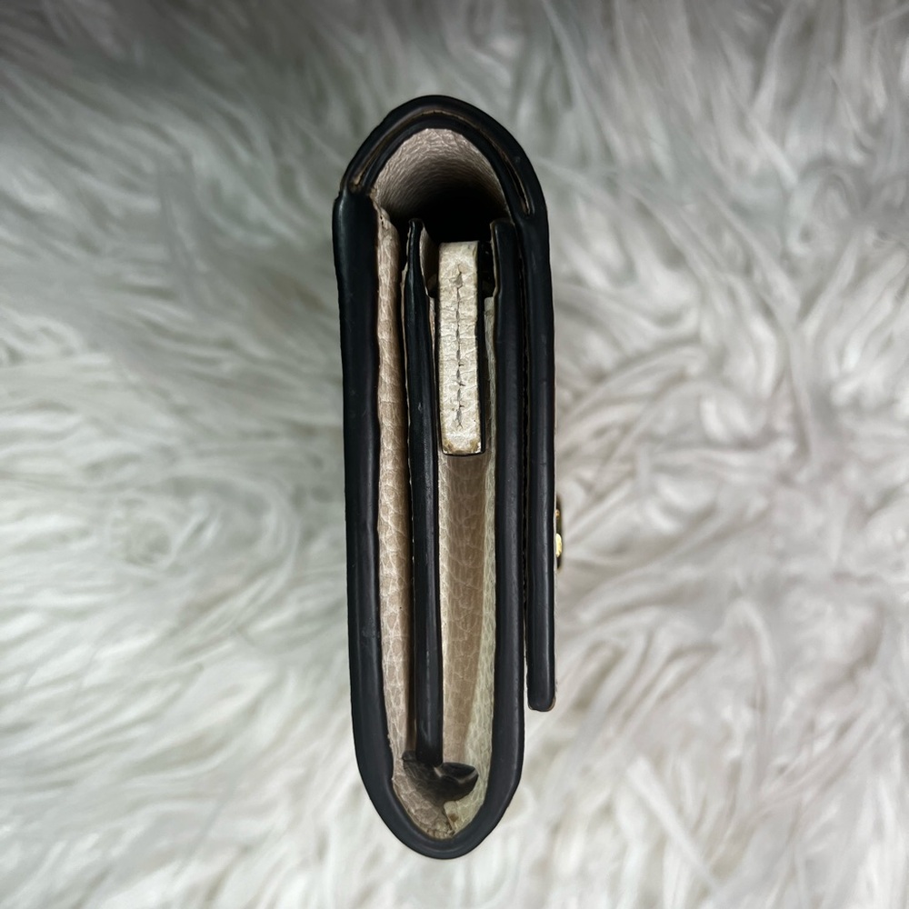 GUCCI Beige and ebony GG Supreme canvas, with white leather details - Picture 2 of 6